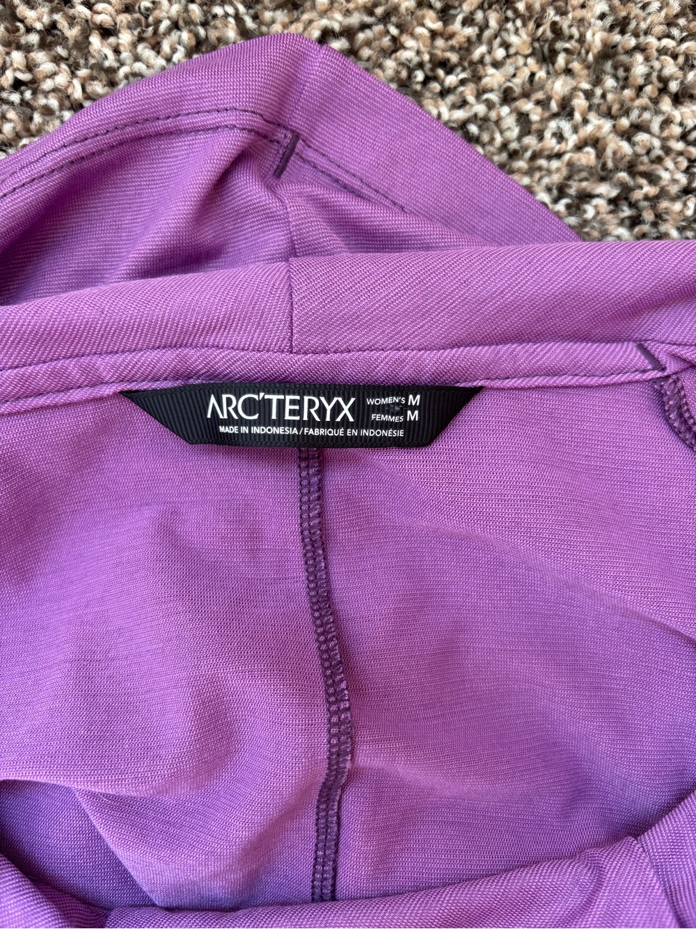 Arc'teryx Women's Purple Short-Sleeve Scoop-Neck Tee - Picture 7 of 7